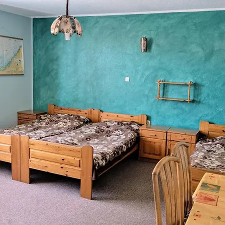 Roza Wiatrow רובי