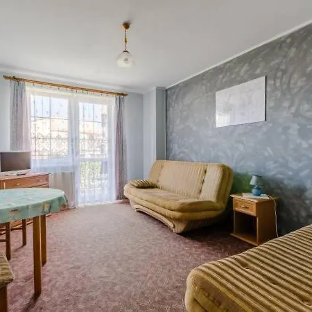 Roza Wiatrow 3* רובי